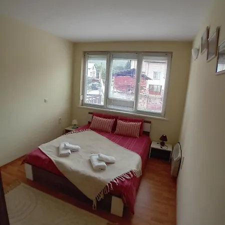 Cosy With Terrace Eagle Rock * Beli Iskar