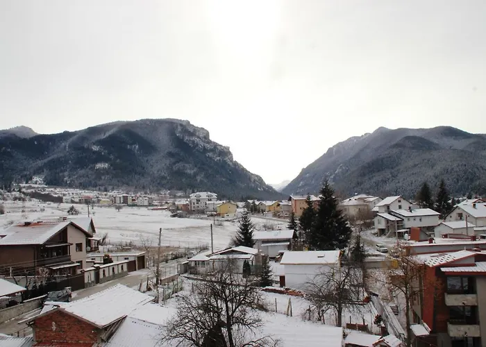 Apartament Cosy With Terrace Eagle Rock Beli Iskar