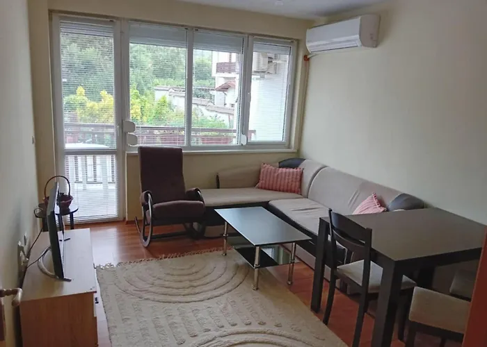 Cosy With Terrace Eagle Rock Beli Iskar